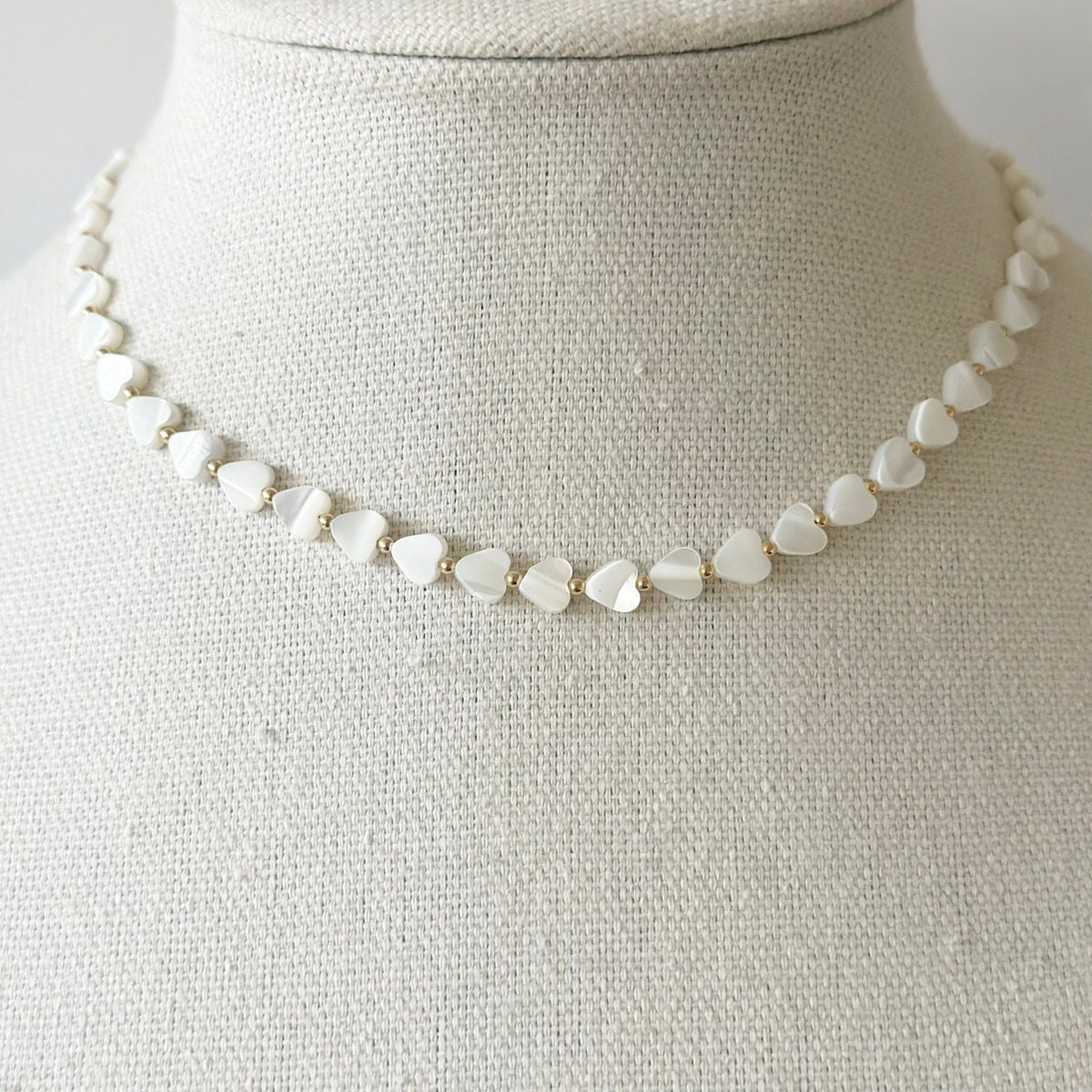 Pippa heart necklace, white small